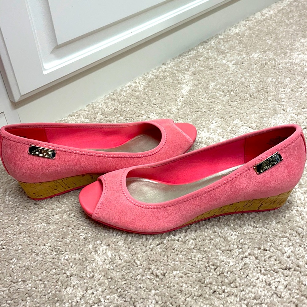 Anne Klein sport, never worn. Do not have the box